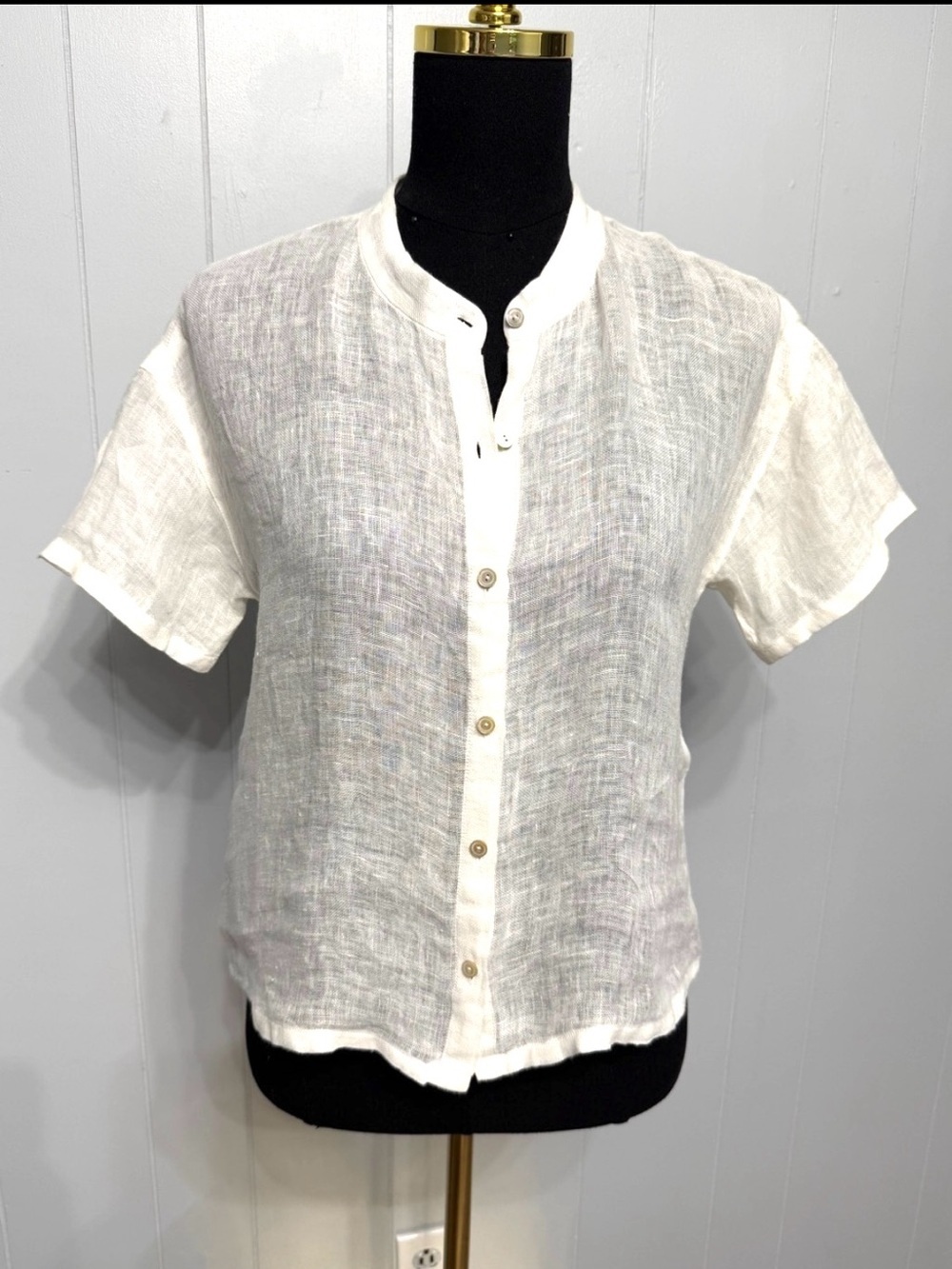 Eileen Fisher White Linen Button-Down Short Sleeve Shirt ( Off white)